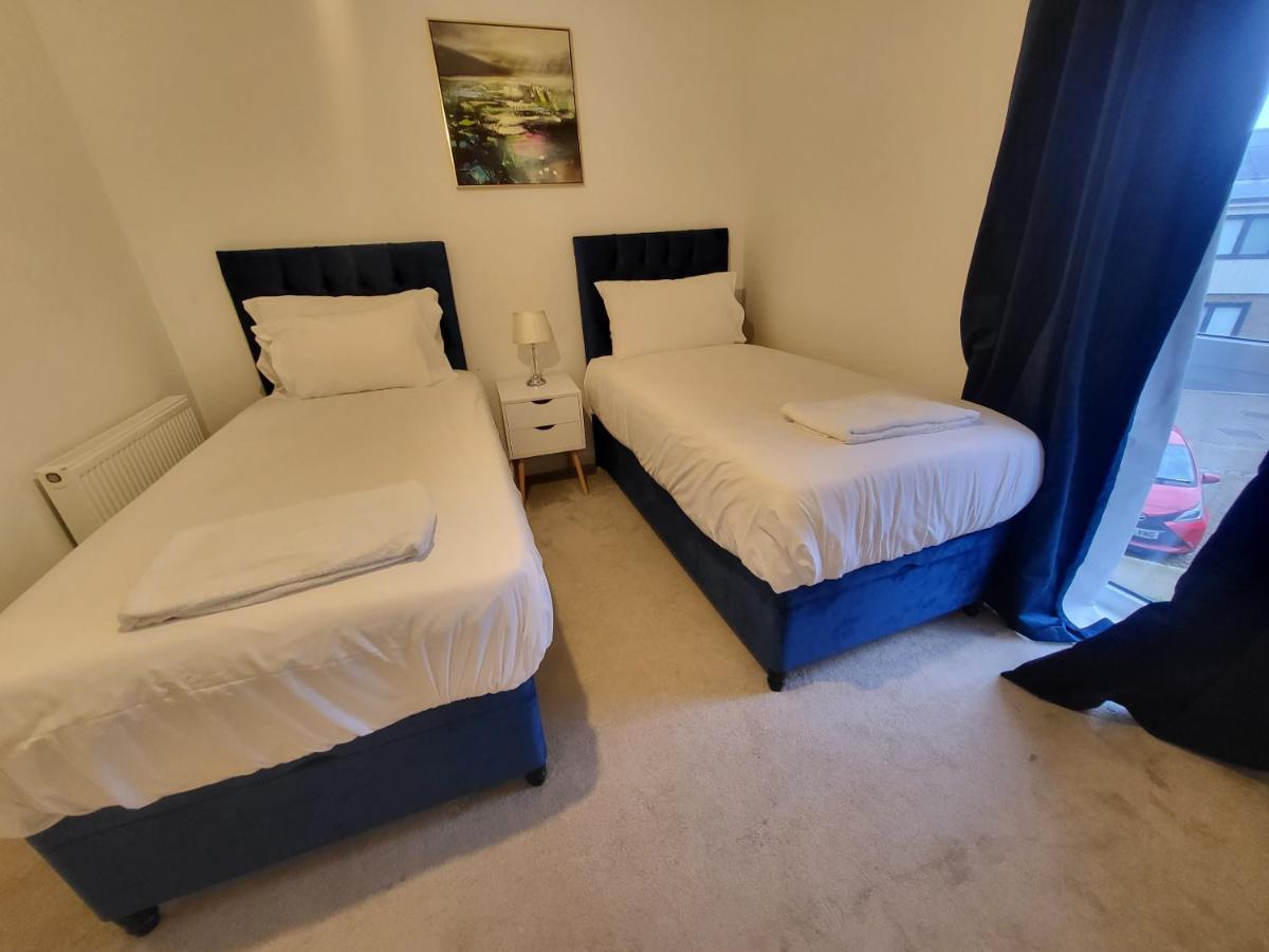 Garland Apartment, Greenhithe 3 Дартфорд Екстер'єр фото