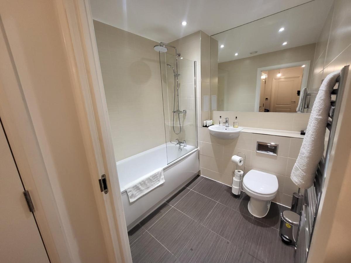 Garland Apartment, Greenhithe 3 Дартфорд Екстер'єр фото