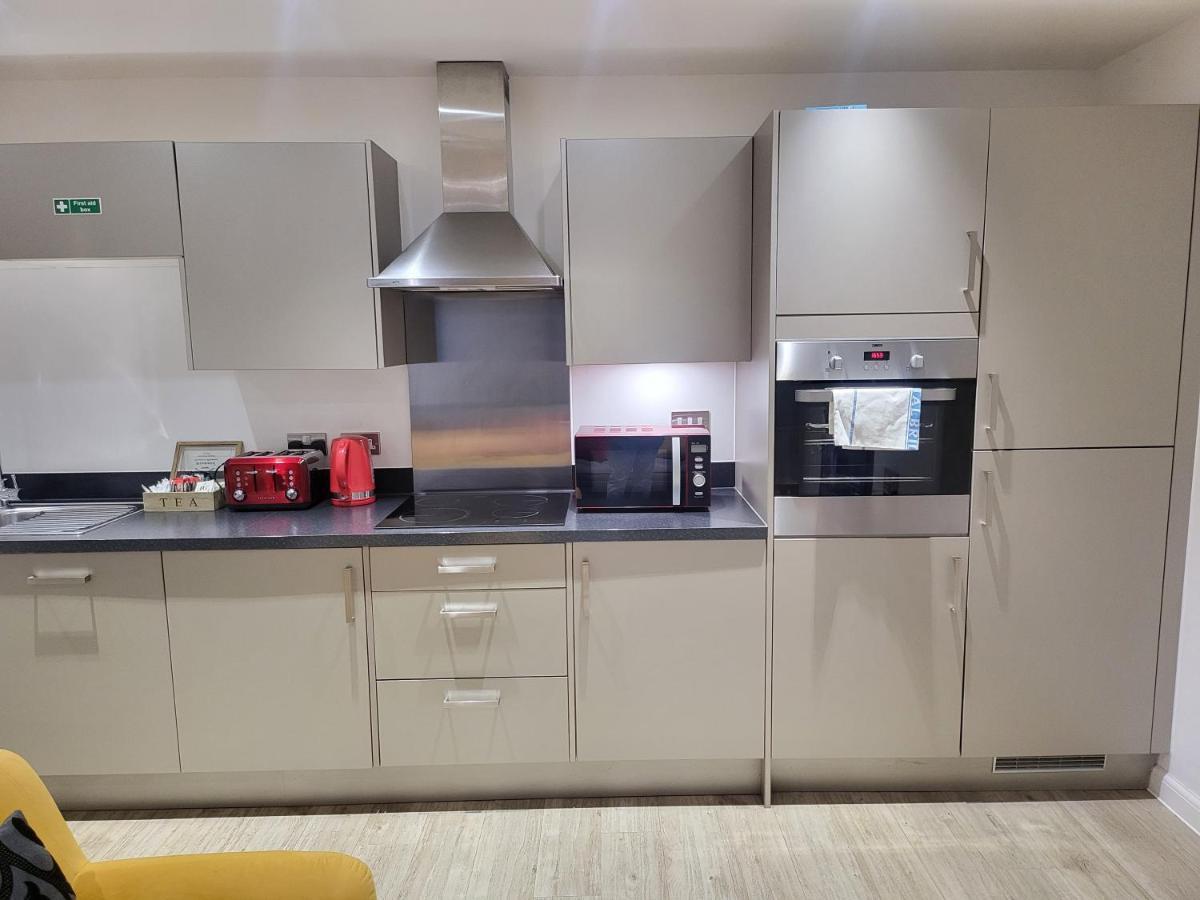 Garland Apartment, Greenhithe 3 Дартфорд Екстер'єр фото